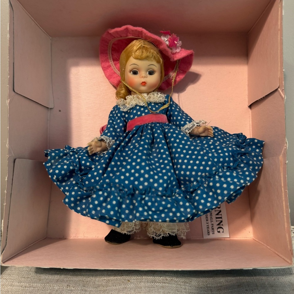 Madame Alexander Little Miss Muffet #452